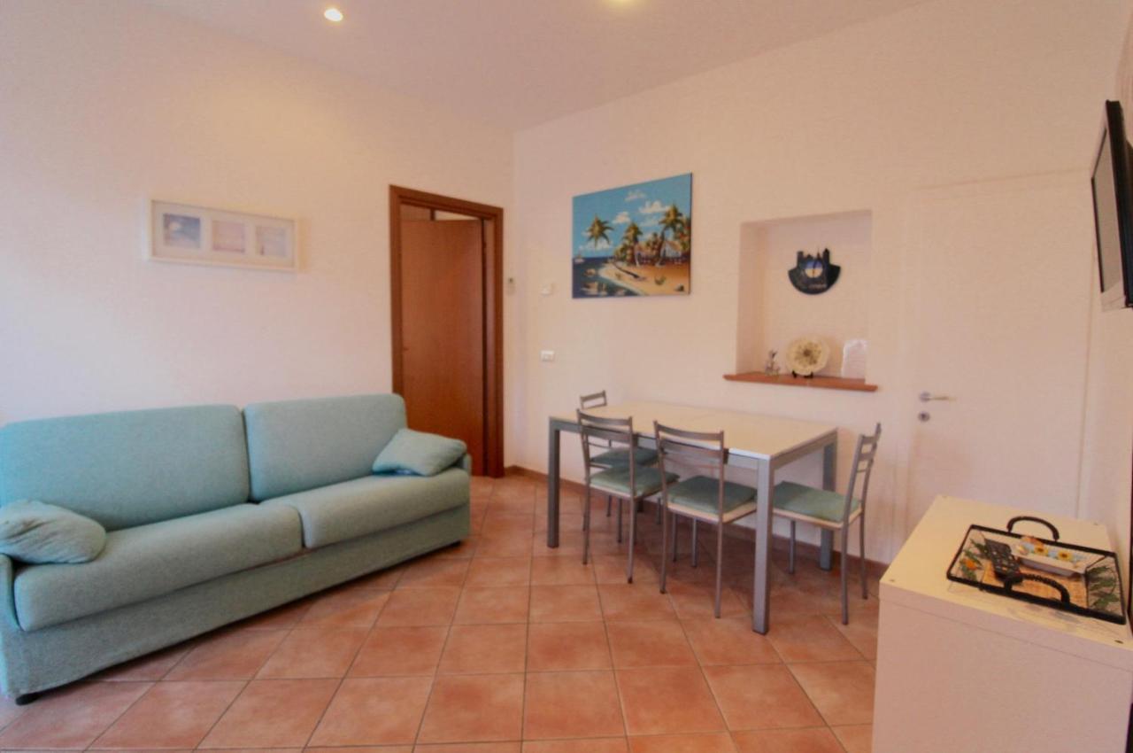 La Rosa Dei Venti Apartment San Vincenzo Bagian luar foto
