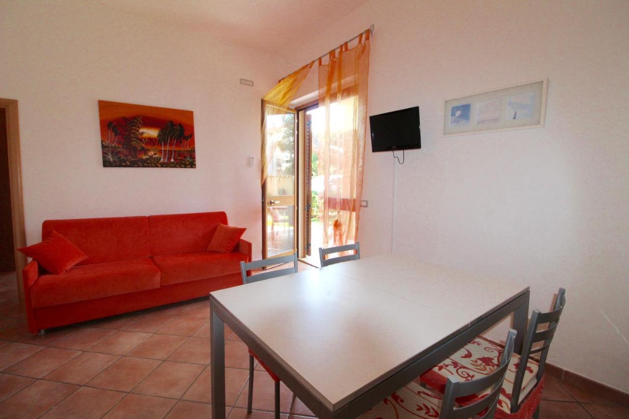 La Rosa Dei Venti Apartment San Vincenzo Bagian luar foto