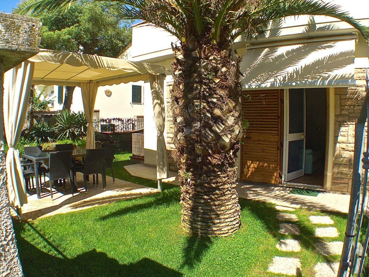 La Rosa Dei Venti Apartment San Vincenzo Bagian luar foto